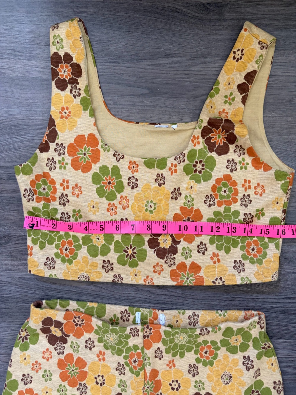 Floral Two-Piece Crop Top & Flare Pants Set from Simon’s - Picture 5 of 10